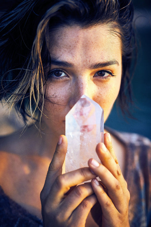 The Complete Guide to 7 Chakras Healing with Crystals: Balance Your Energy Centres