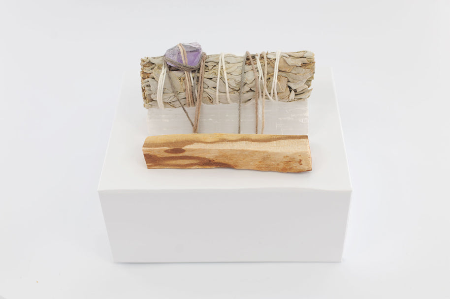 White Sage and Palo Santo Energy Cleansing Kit